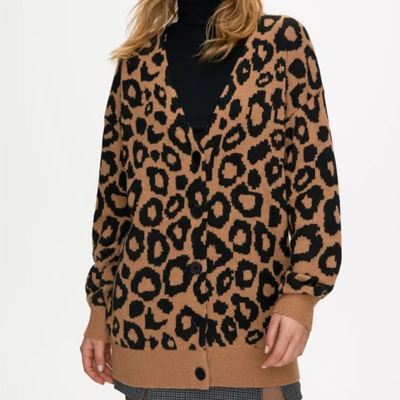 Aritzia Sweaters - Sunday Best Aritzia Sylvia Cardigan size XS